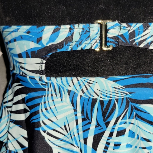 Women's Halter Tankini Size Small NWT - Picture 15 of 16